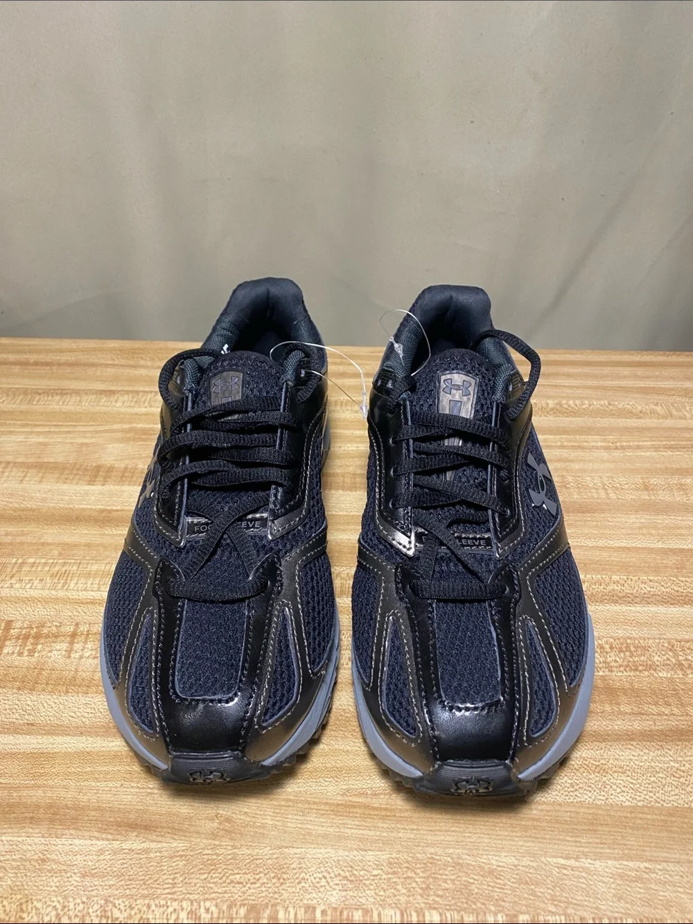 Under Armour HOVR Apparition (Sample) Black Metallic Running Shoes M5.5/ W7 NWOT